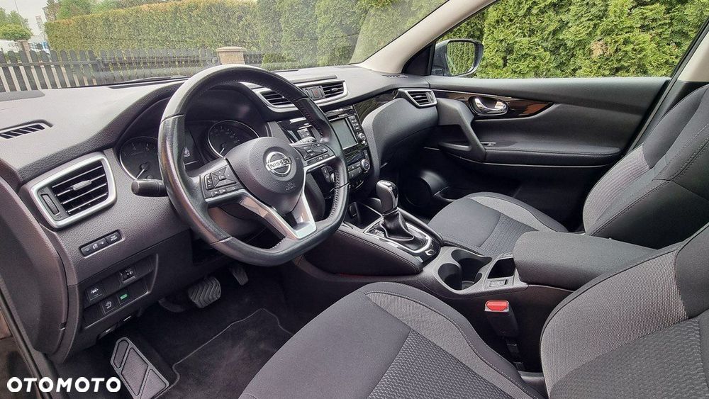 Nissan Qashqai - 11