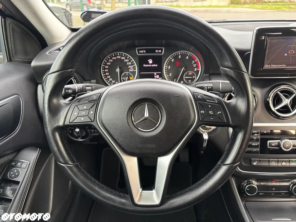 Mercedes-Benz Klasa A 180 (BlueEFFICIENCY) 7G-DCT Urban - 21