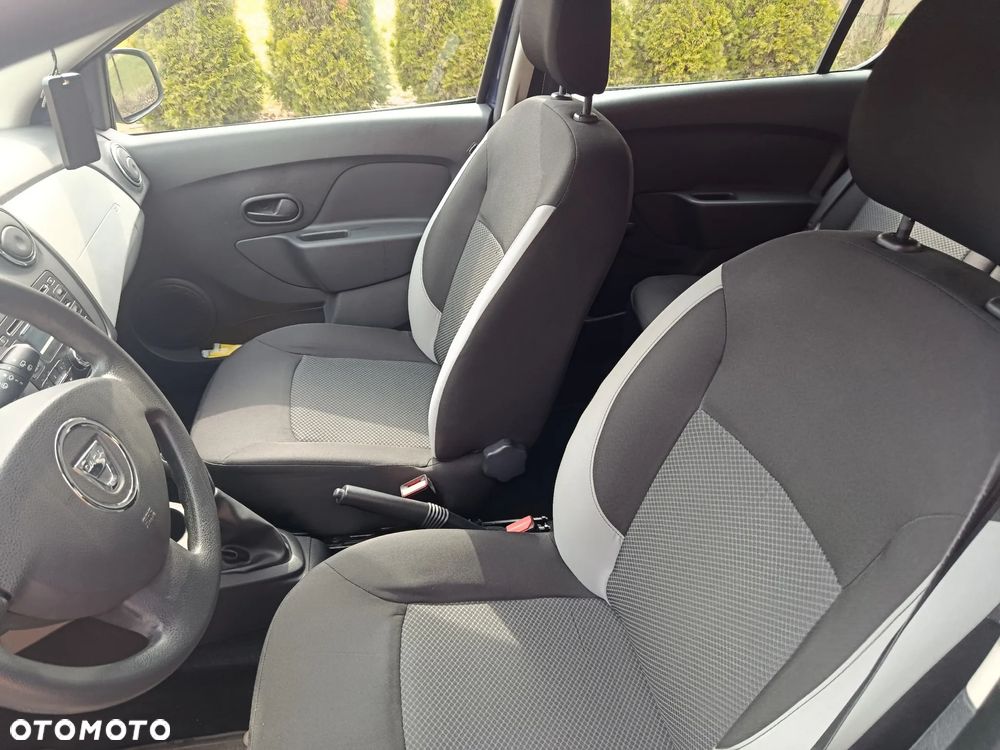 Dacia Sandero - 12