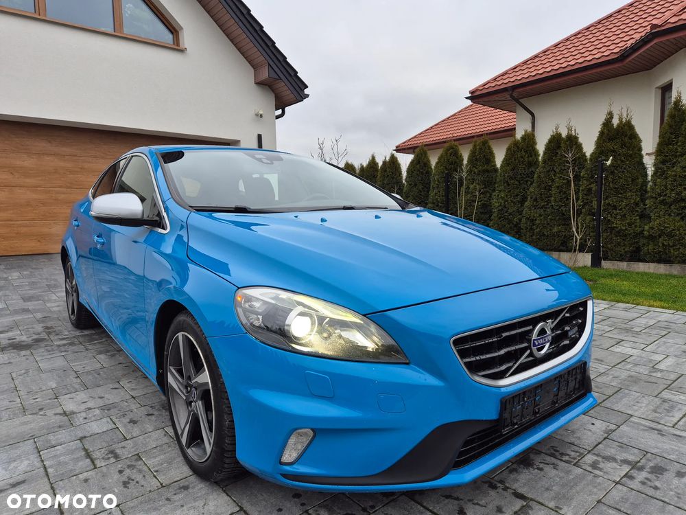 Volvo V40 D2 R Design - 23