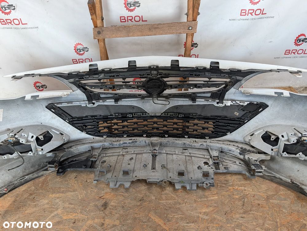 ZDERZAK PRZEDNI OPEL ASTRA IV J LIFT  Y40R - 6