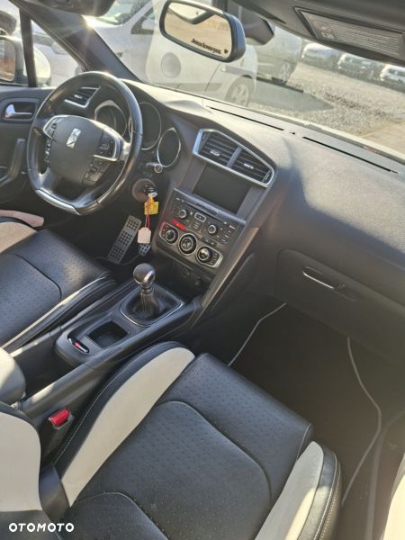DS Automobiles DS 4 - 30