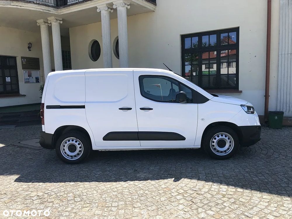 Toyota Proace City - 4