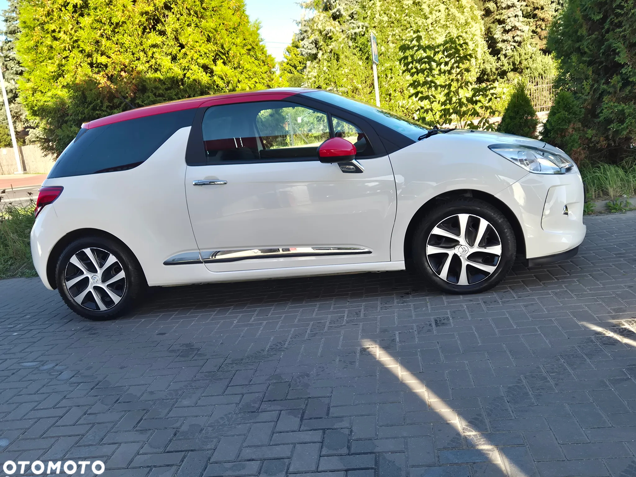 Citroën DS3 1.6 HDi SoChic - 16