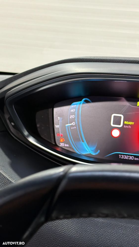 Peugeot 3008 PHEV 300 EAT8 4X4 GT - 26