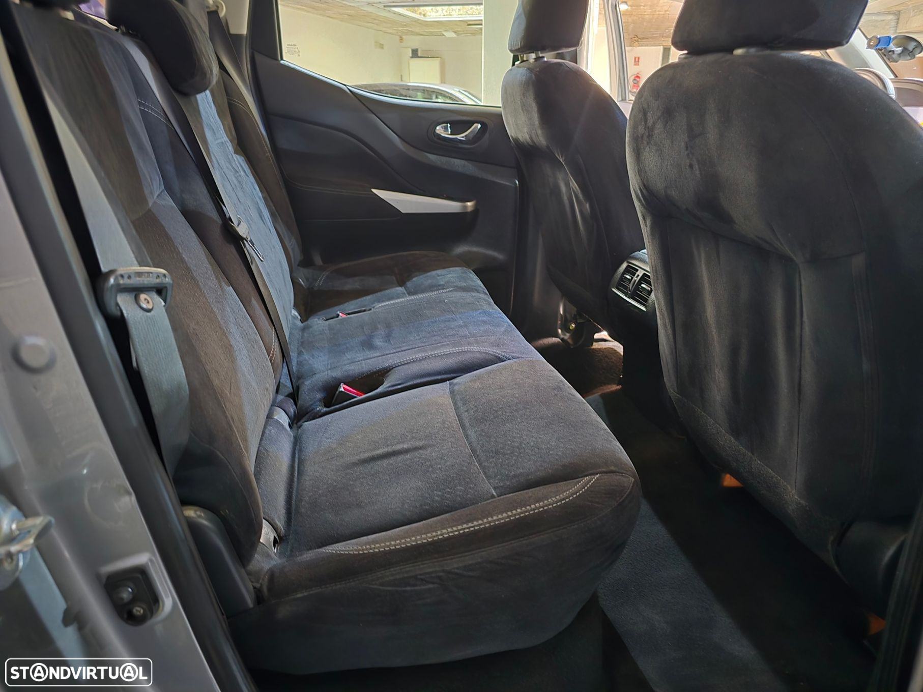 Nissan Navara 2.3 dCi CD 4WD Tekna - 18