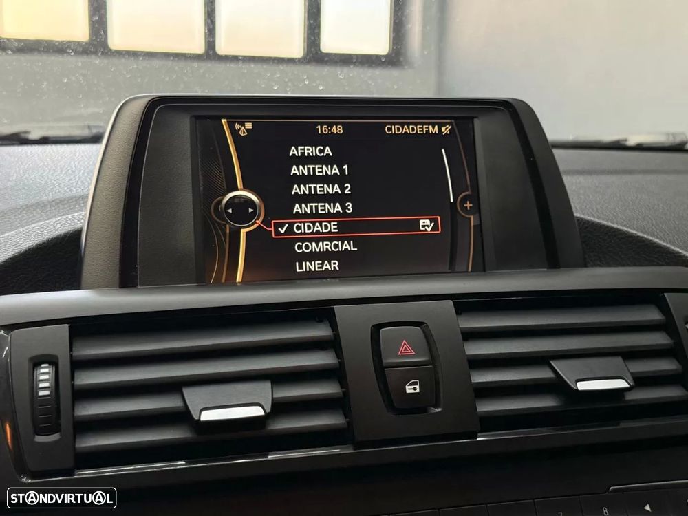 BMW 116 d Line Sport - 24