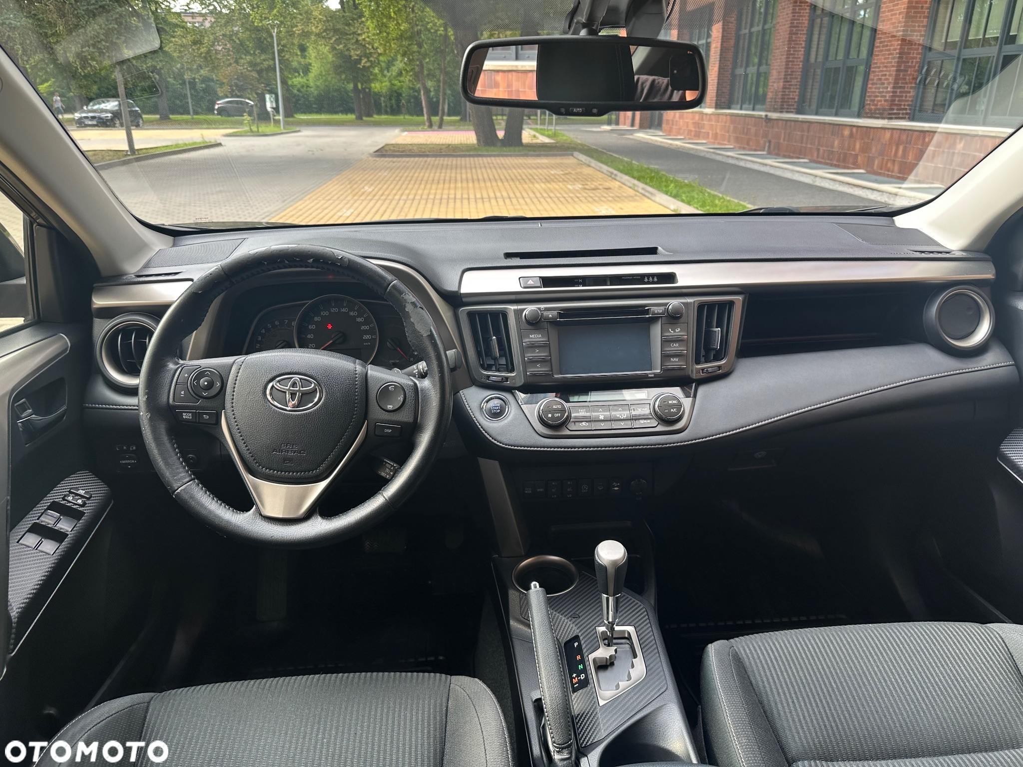 Toyota RAV4 - 14