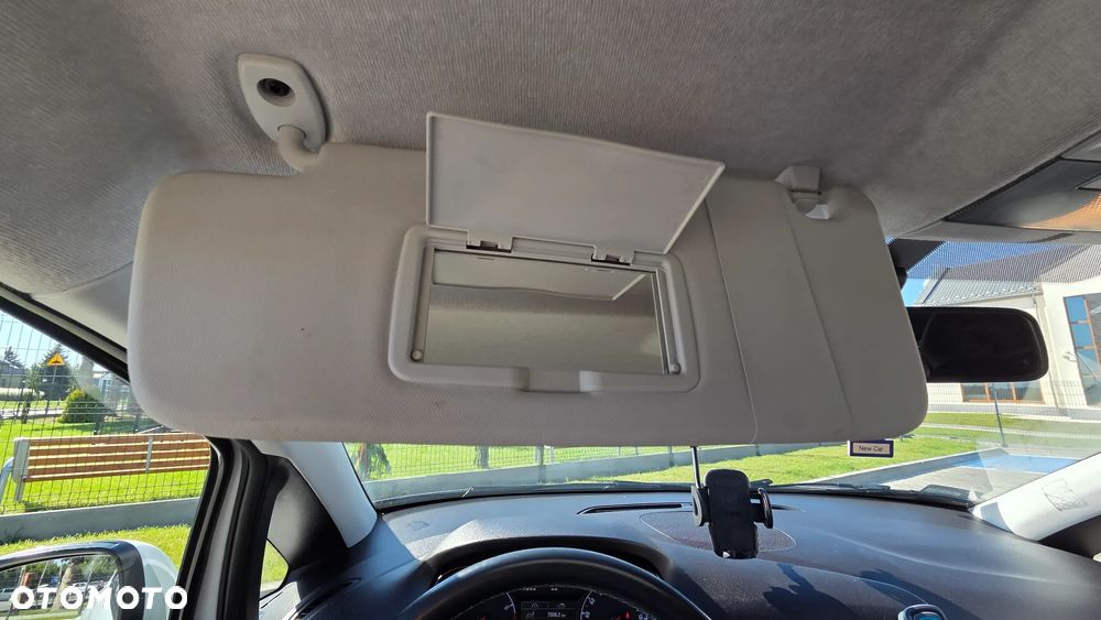 Opel Corsa - 32