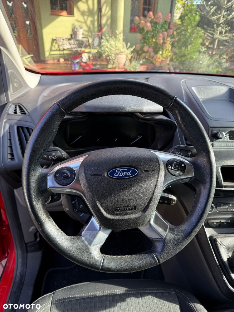 Ford Tourneo Connect - 18