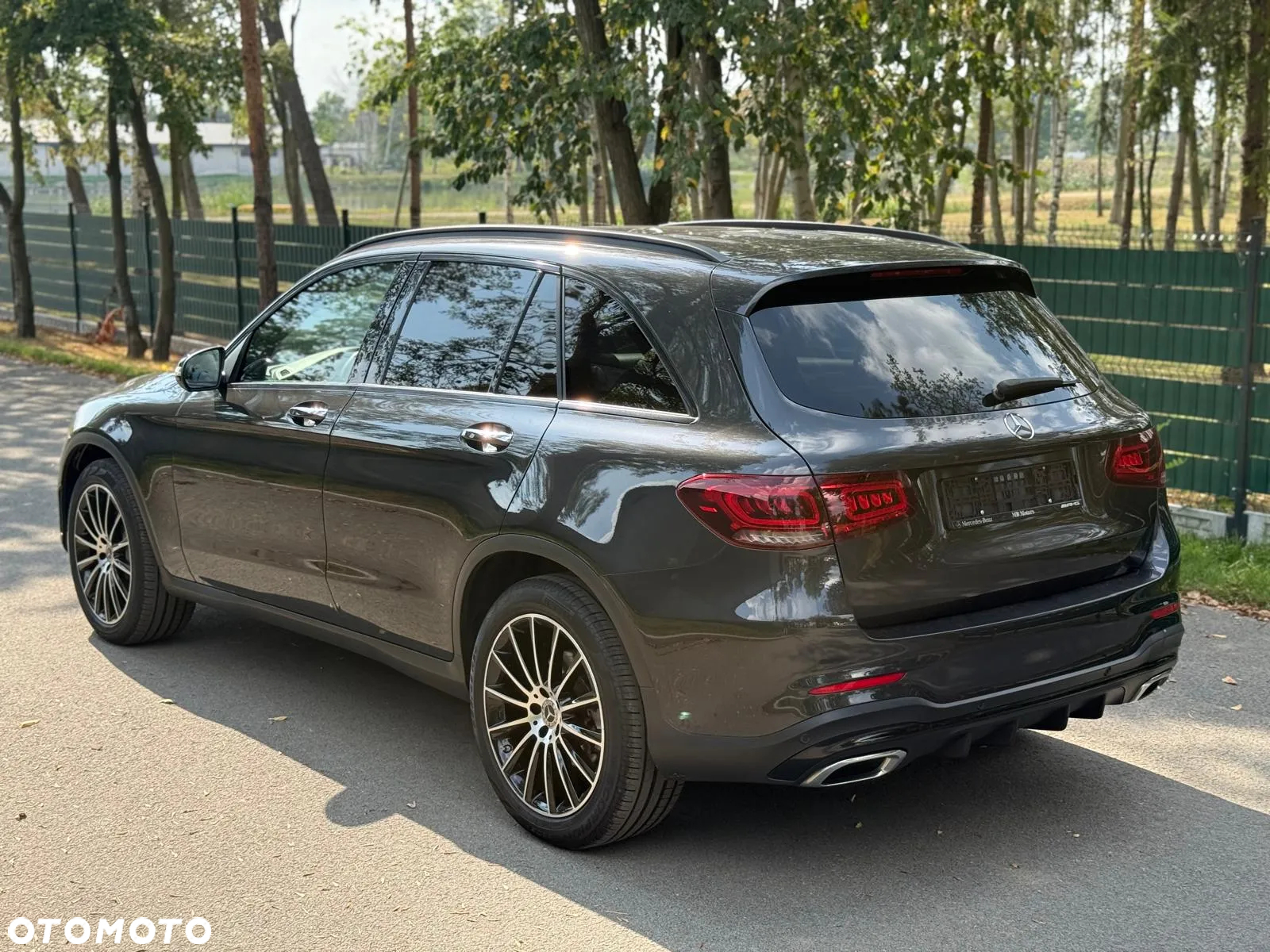 Mercedes-Benz GLC 300 d 4Matic 9G-TRONIC AMG Line - 7