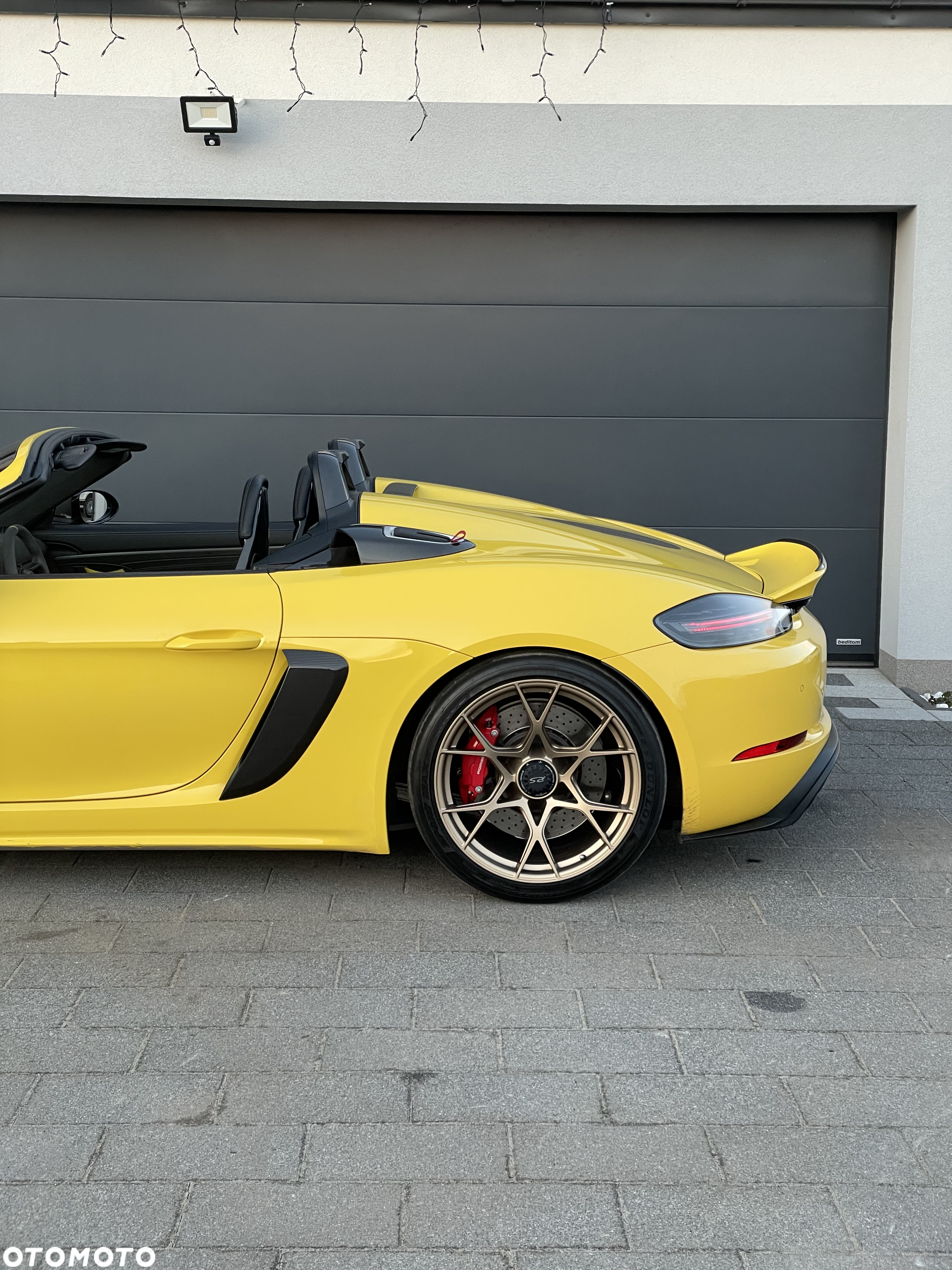 Porsche 718 Spyder - 19