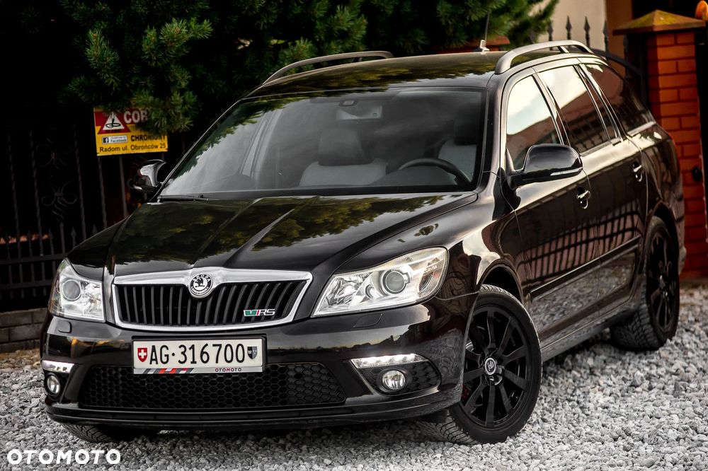 Skoda Octavia 2.0 TSI RS - 6