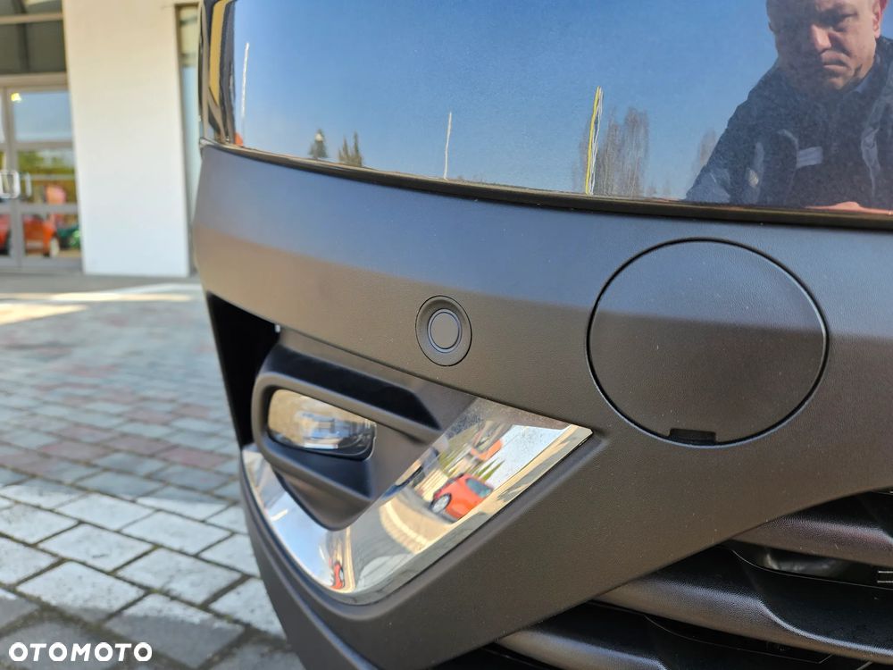 Renault Trafic 2.0 dCi - 12