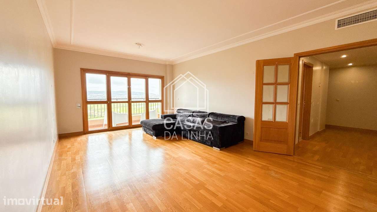 Fantástico T3 em Santo Antonio dos Cavaleiros - Grande imagem: 5/29