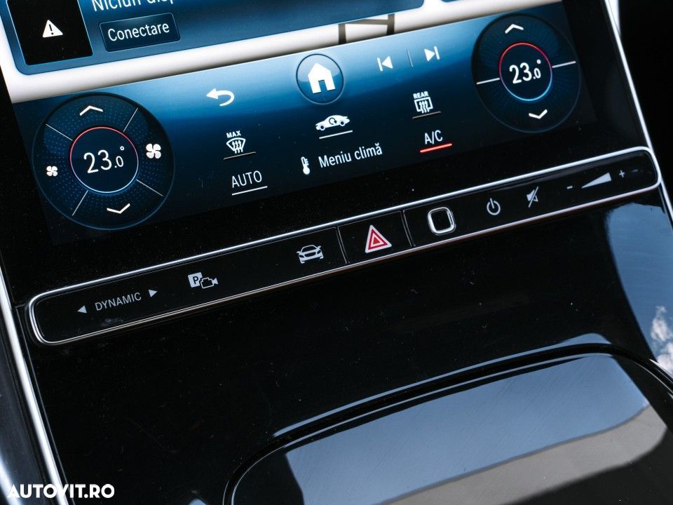 Mercedes-Benz C - 18