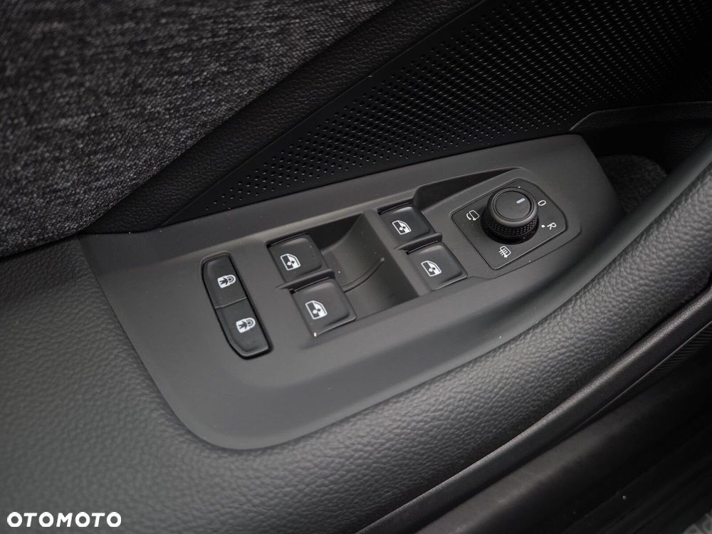 Skoda Superb 2.0 TDI SCR Selection DSG - 30