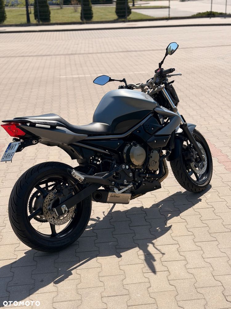 Yamaha XJ - 6