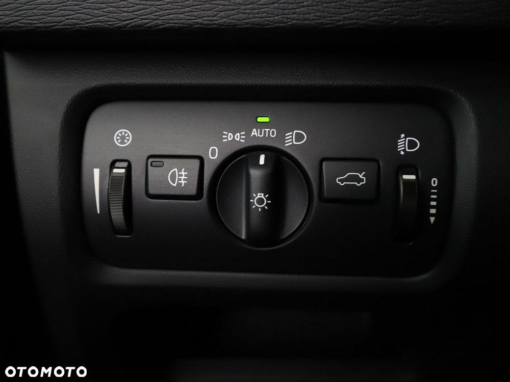 Volvo V40 D2 Kinetic - 30