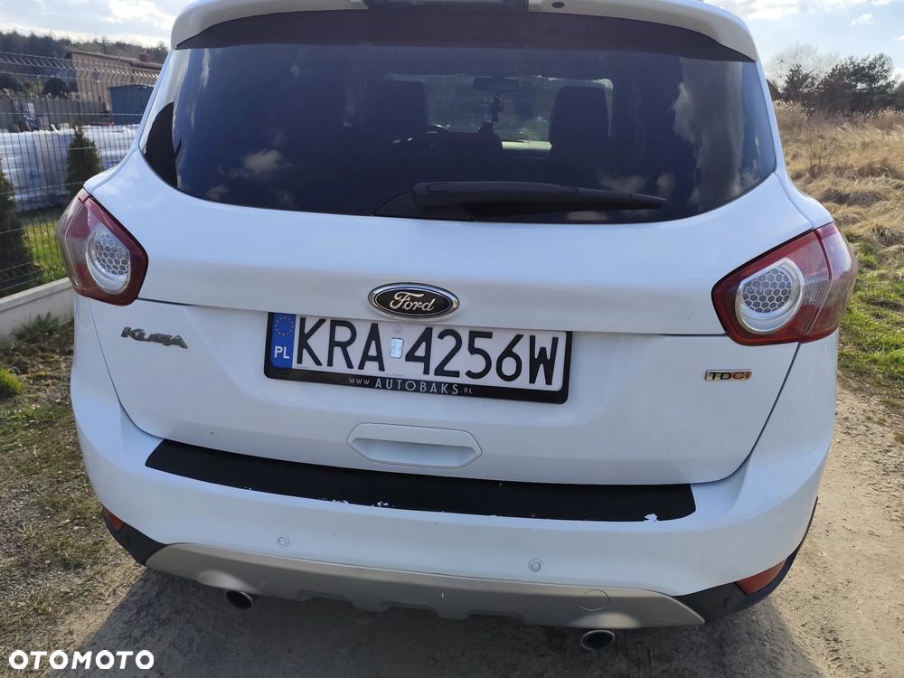 Ford Kuga 2.0 TDCi 4x4 Titanium - 4