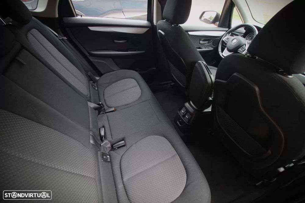 BMW 225xe Active Tourer Advantage - 24