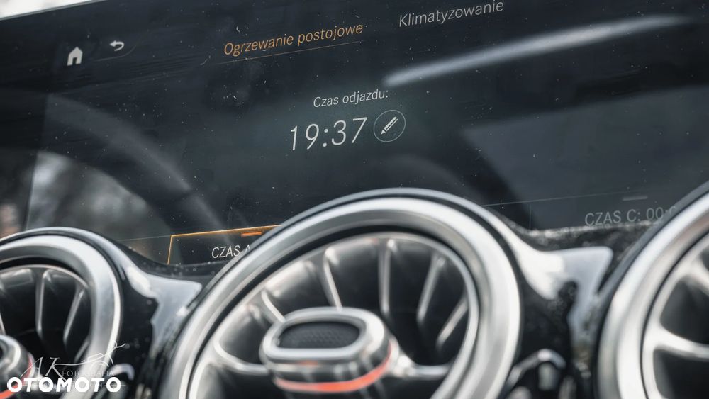 Mercedes-Benz CLA - 17