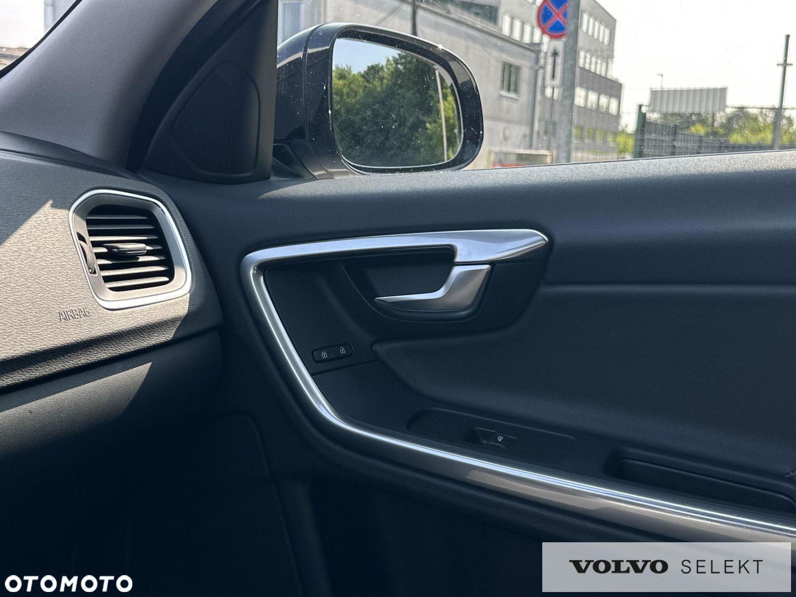 Volvo V60 Cross Country - 29