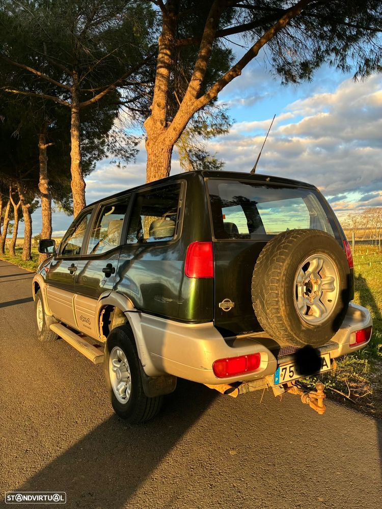 Nissan Terrano II 2.7 TDi SE AC+TA - 3