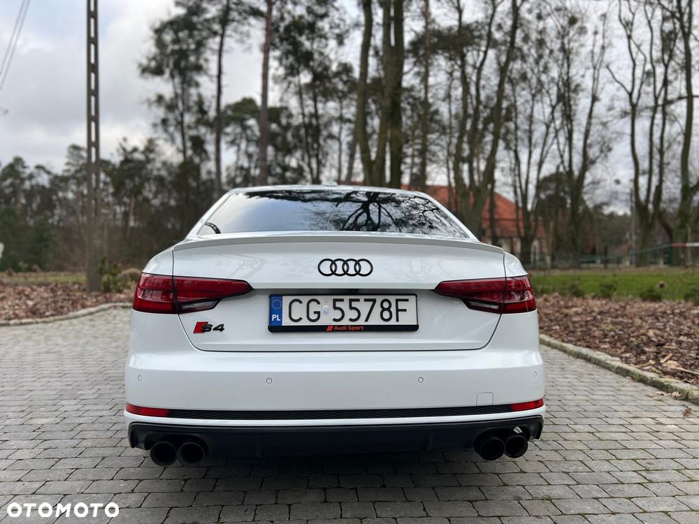 Audi S4 Limousine - 16