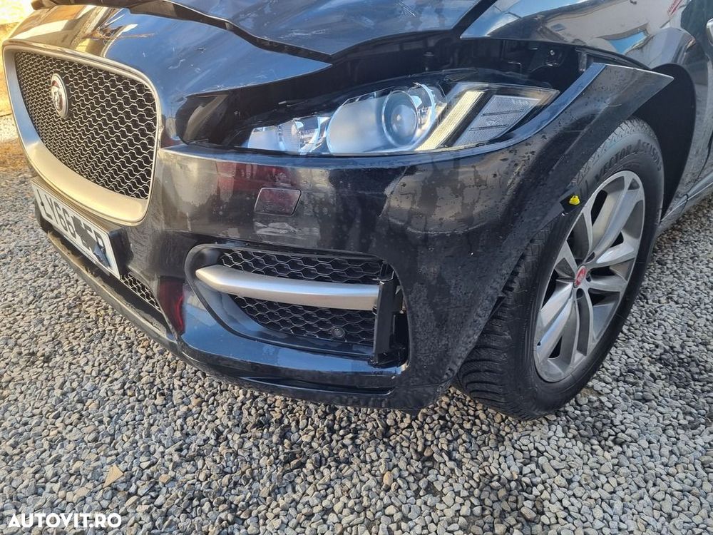 Bara fata Jaguar F - Pace 2015 - 2020 Ultimate Black PAB (1374) model cu spalatoare far - 3