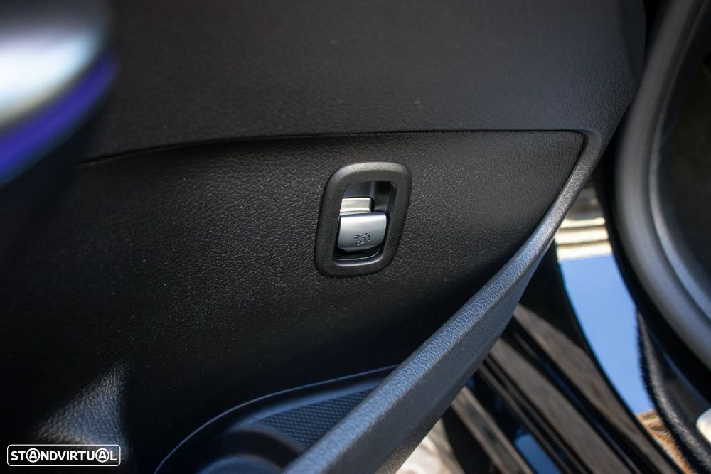 Mercedes-Benz C 300 de AMG Line - 8