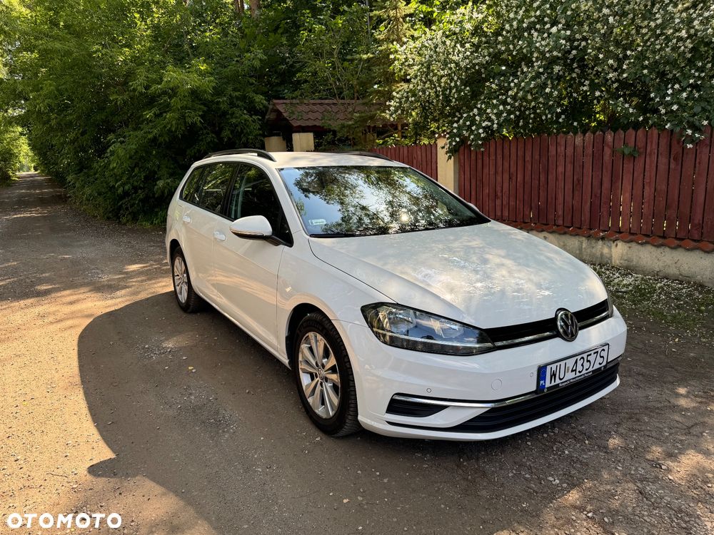 Volkswagen Golf - 8