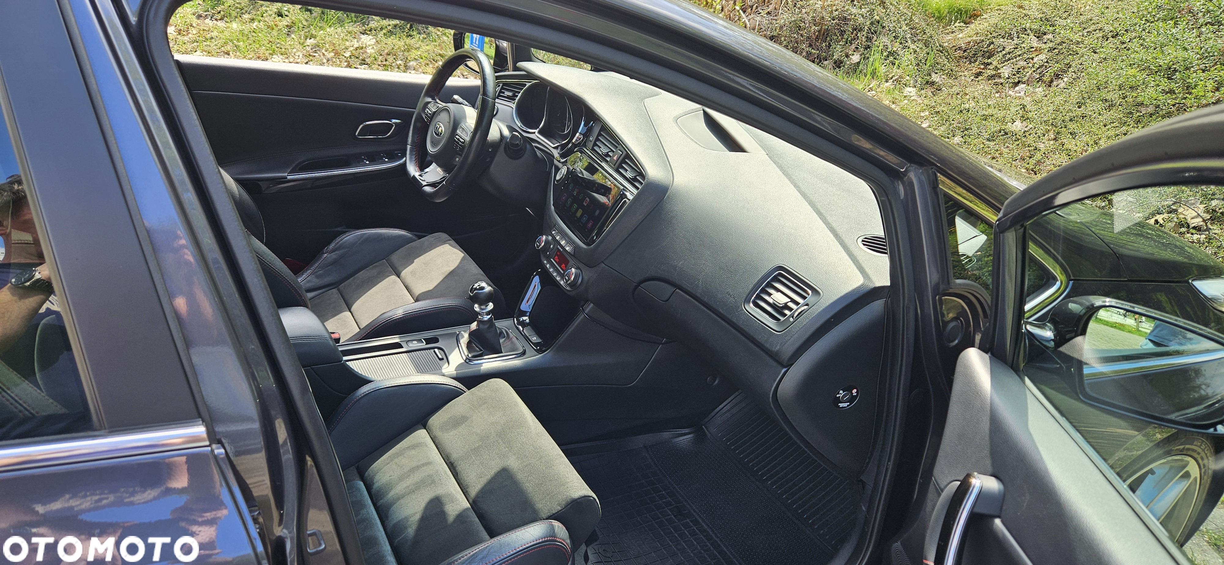 Kia Ceed Cee'd 1.6 T-GDI GT - 4