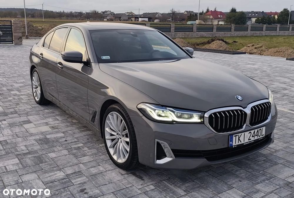 BMW Seria 5 520d Luxury Line - 1