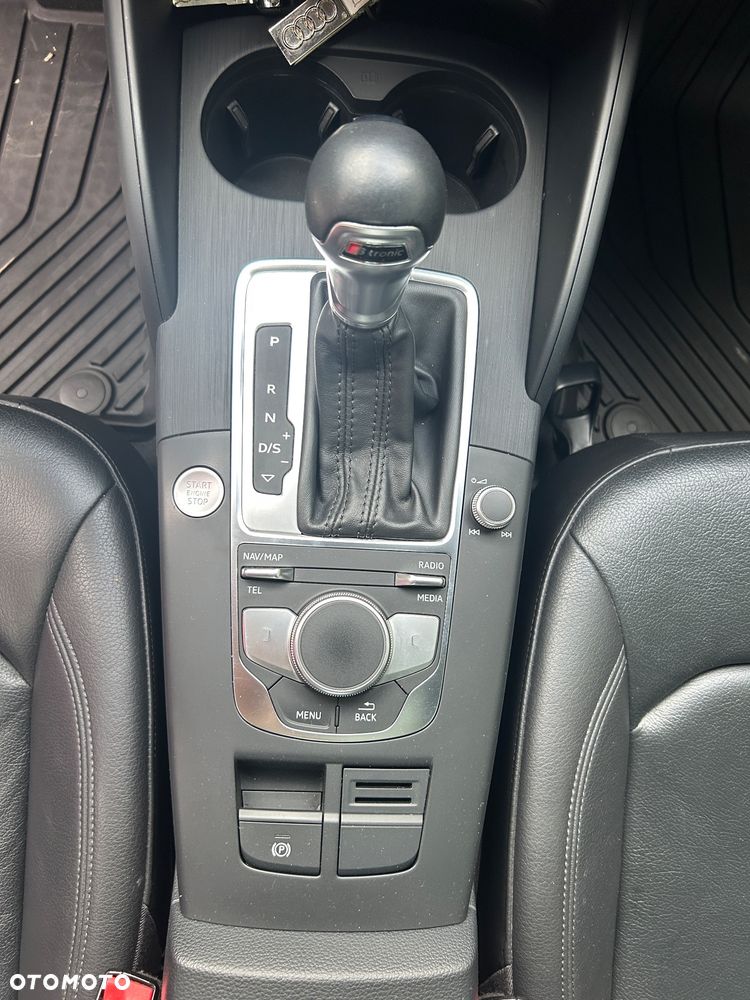 Audi A3 Limousine 40 TFSI Quattro S tronic - 14