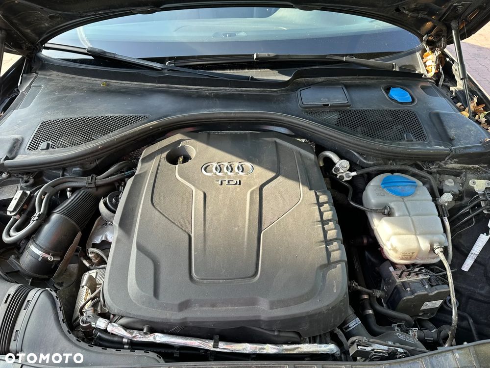 Audi A6 Avant 2.0 TDI Ultra S tronic - 10