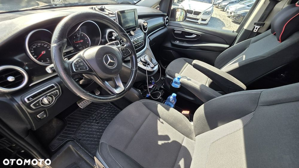 Mercedes-Benz Klasa V 220 CDI 7G-Tronic (długi) - 8