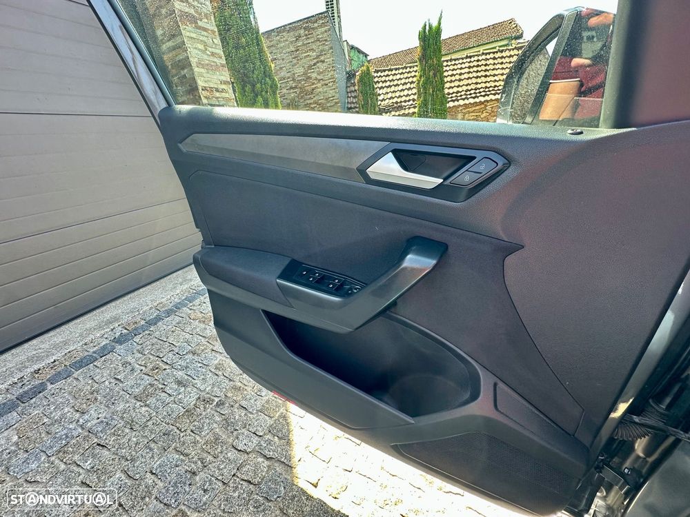 VW T-Roc 1.0 TSI Urban - 12