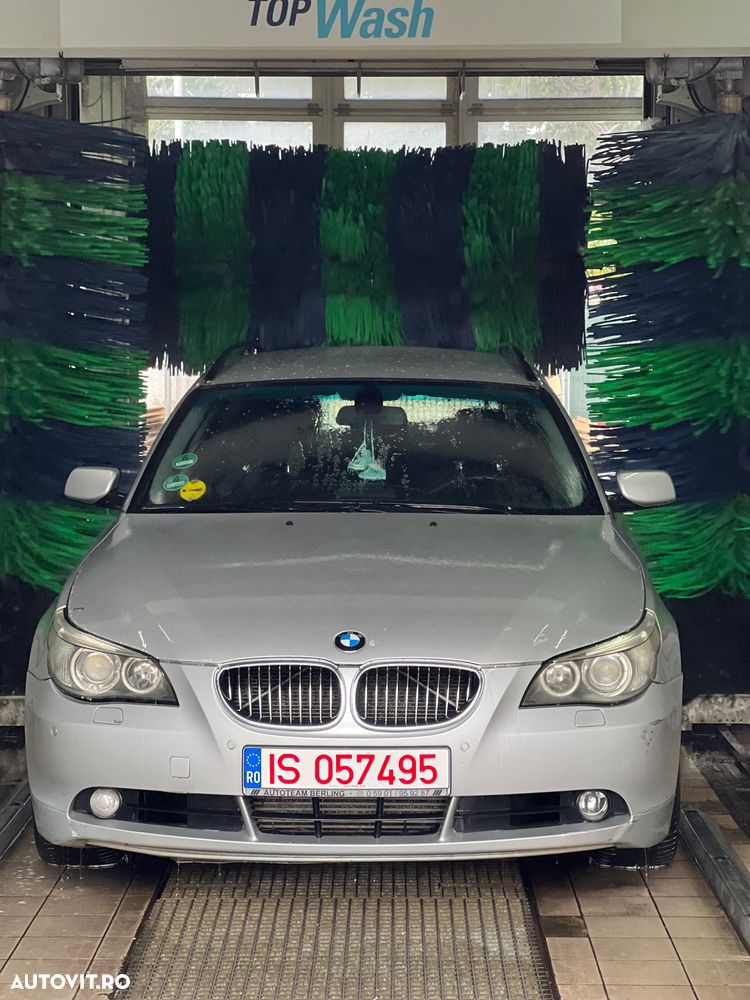 BMW Seria 5 525dA touring - 2