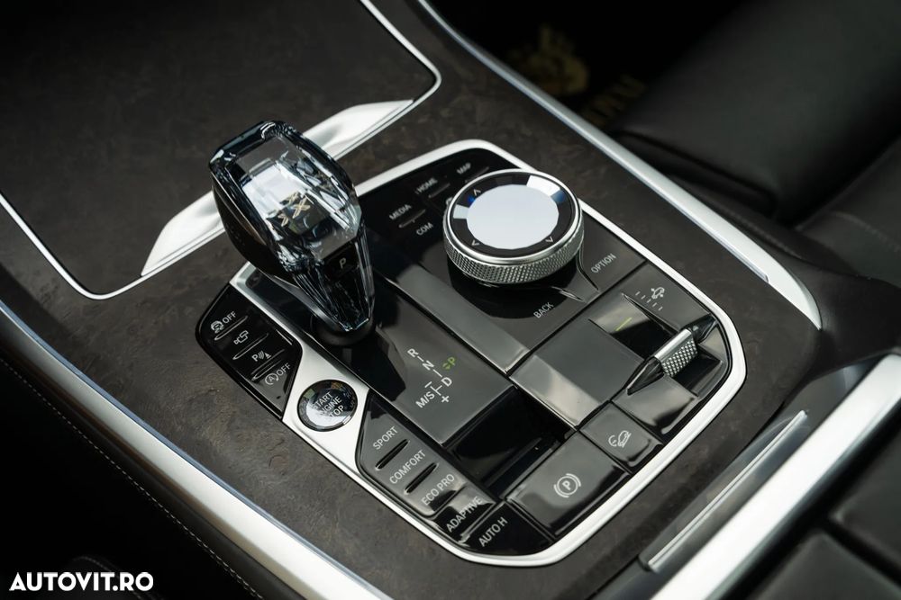 BMW X7 - 24
