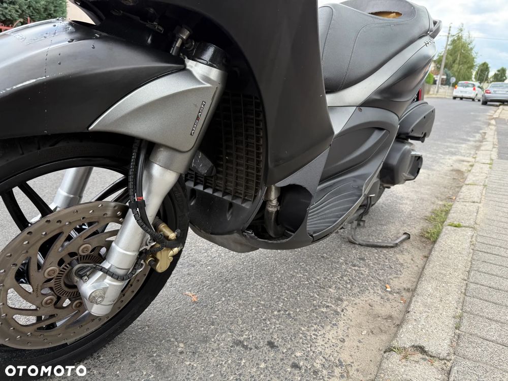 Piaggio Beverly - 15