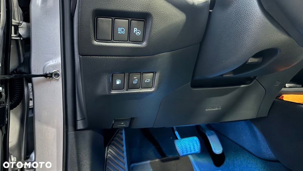 Toyota C-HR - 13