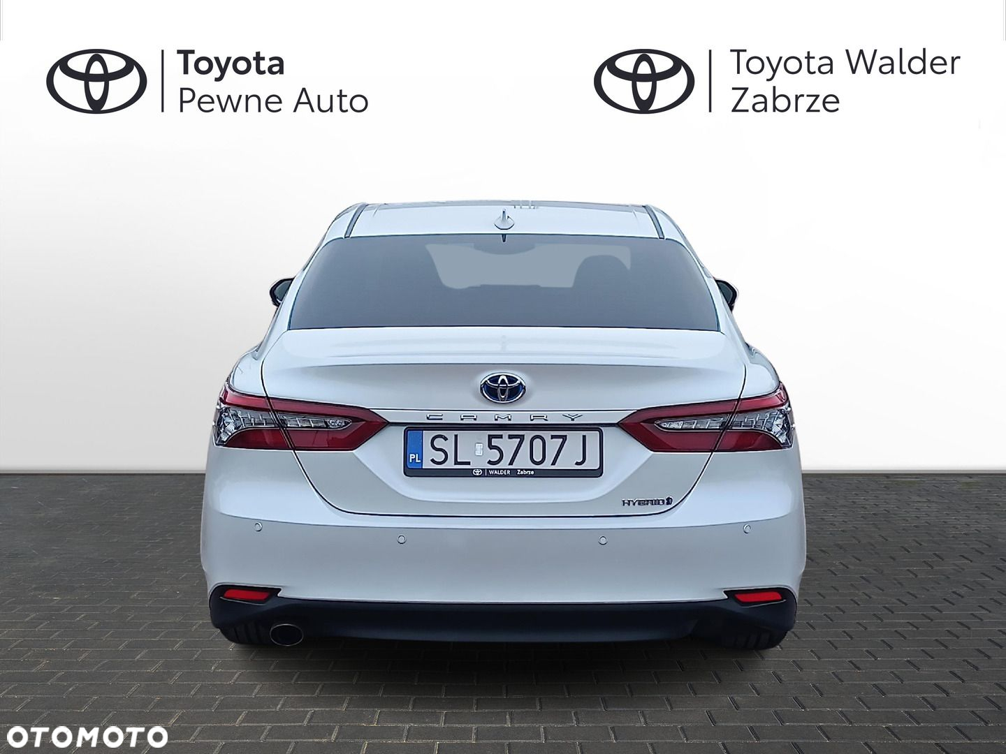 Toyota Camry - 8