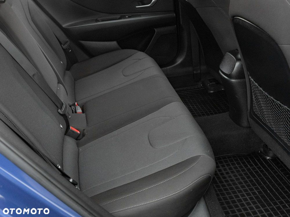 Hyundai Elantra 1.6 Modern - 26