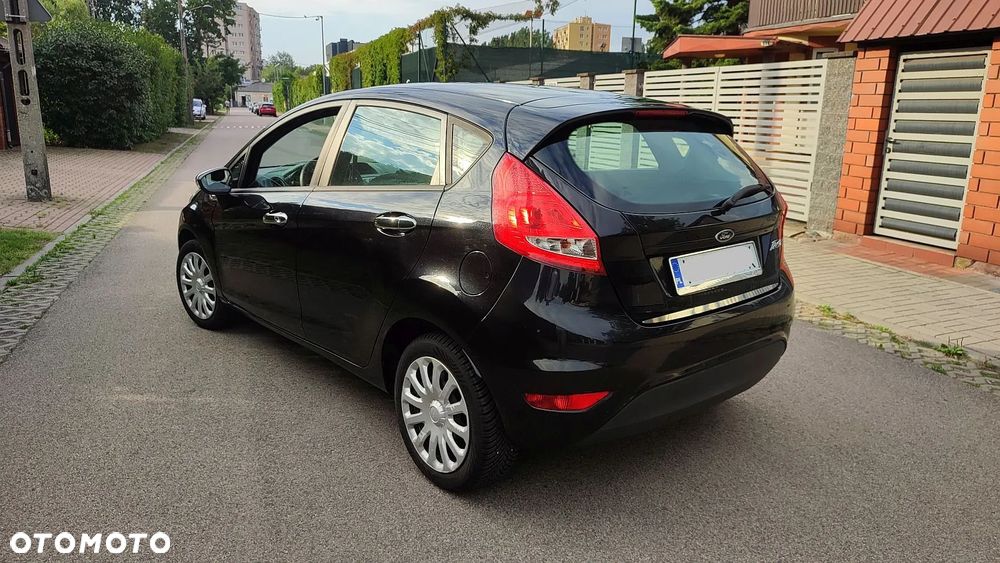 Ford Fiesta 1.25 Champions Edition - 21