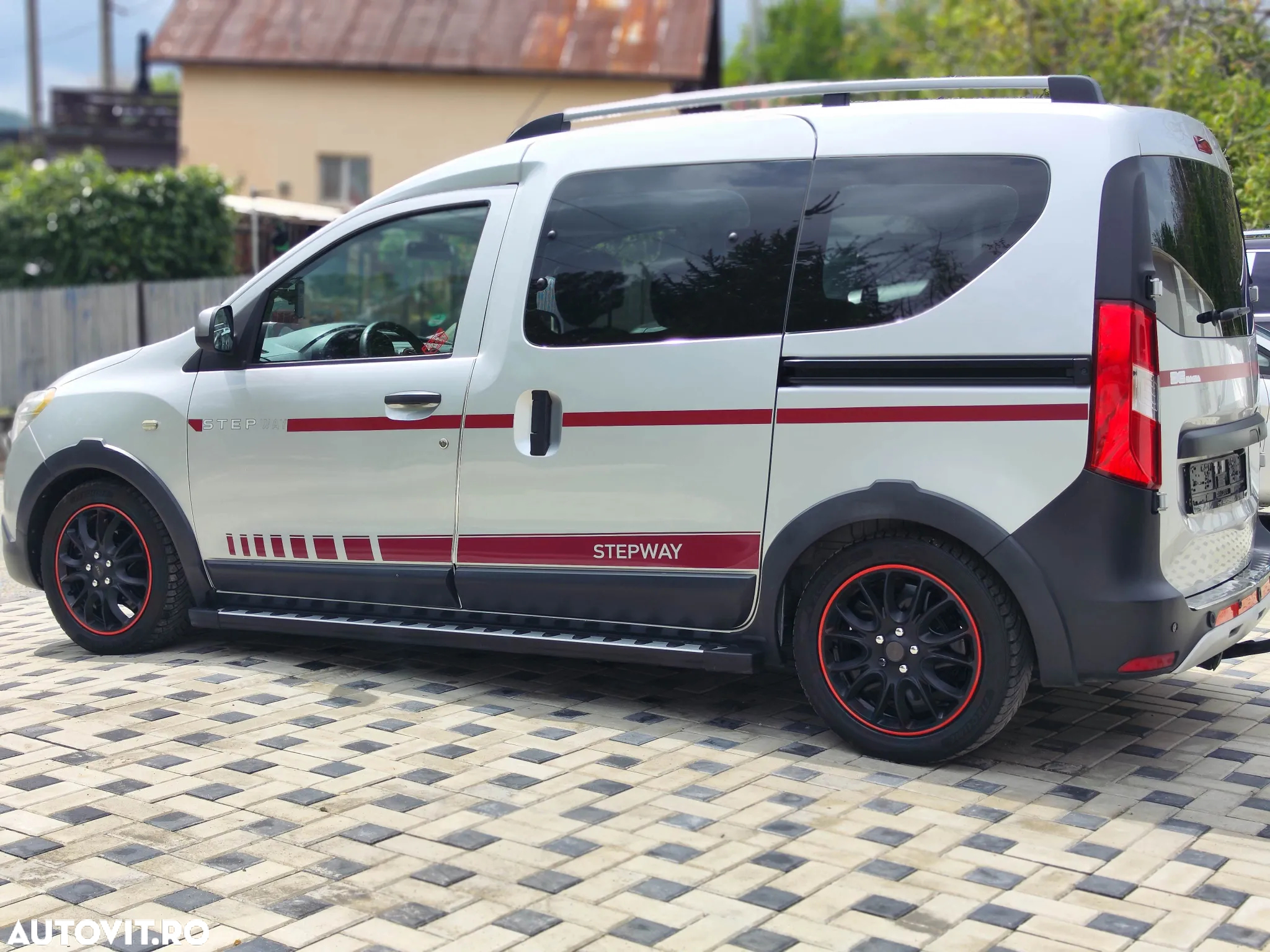 Dacia Dokker 1.5 dCi 90 CP Stepway - 10