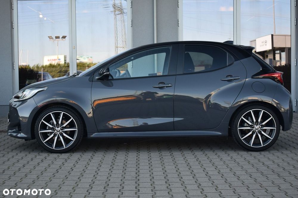 Toyota Yaris - 4
