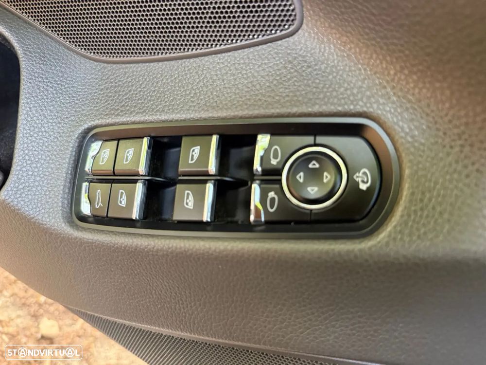 Porsche Panamera - 16