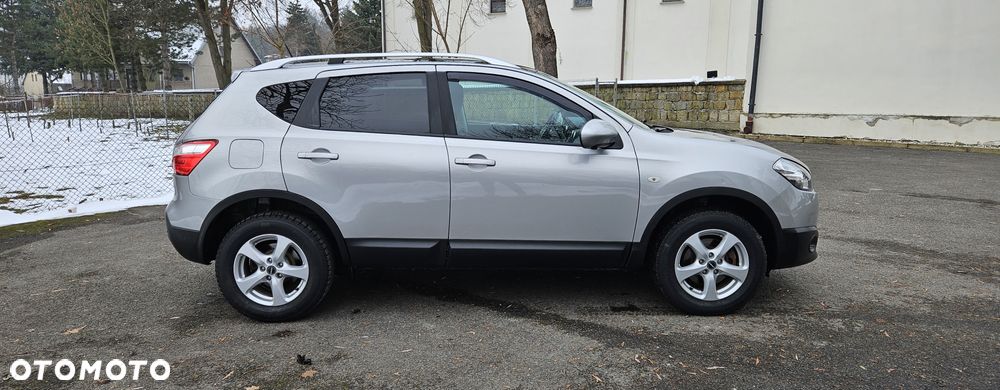 Nissan Qashqai 2.0 4 x 4 CVT 360 - 5