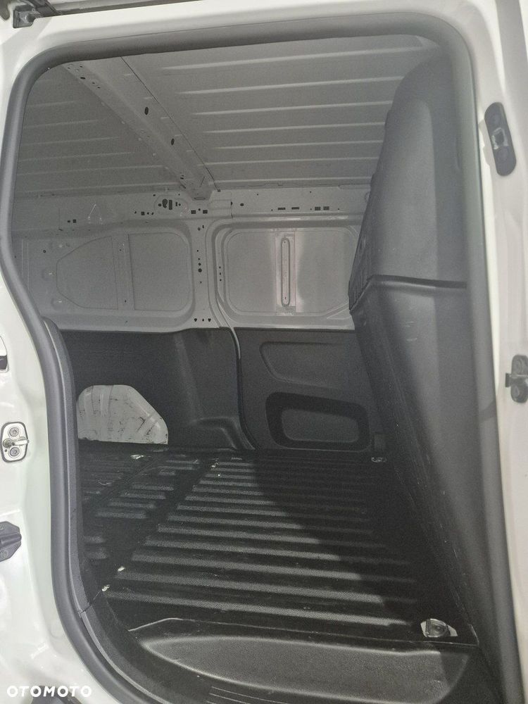 Opel Combo - 17